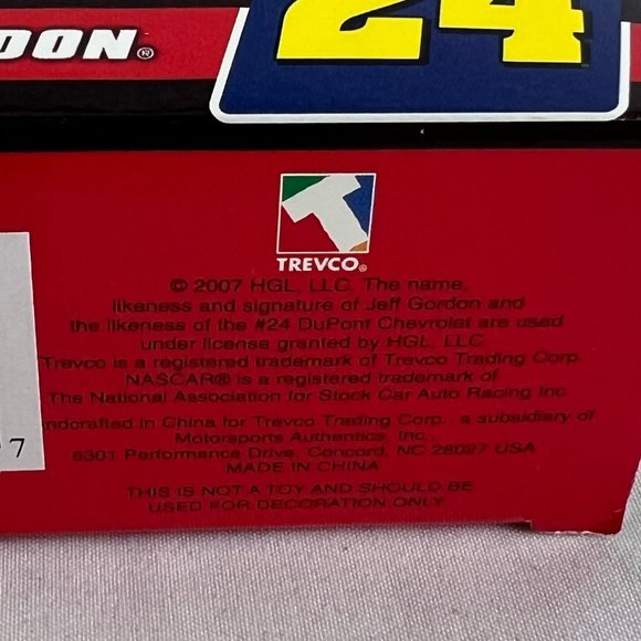 Nascar #24 Jeff Gordon Helmet Hood Tire Mini Christmas Ornament 6 Pc Set 2007 - Picture 7 of 10